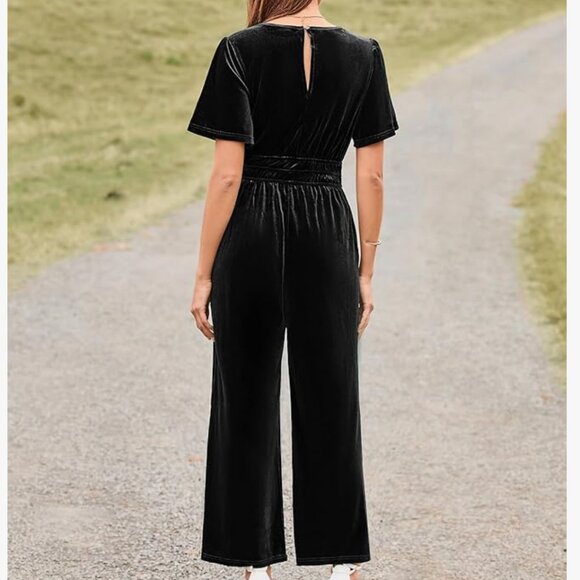 Short Sleeve Wide Leg Black Velvet Romper - Picture 4 of 10